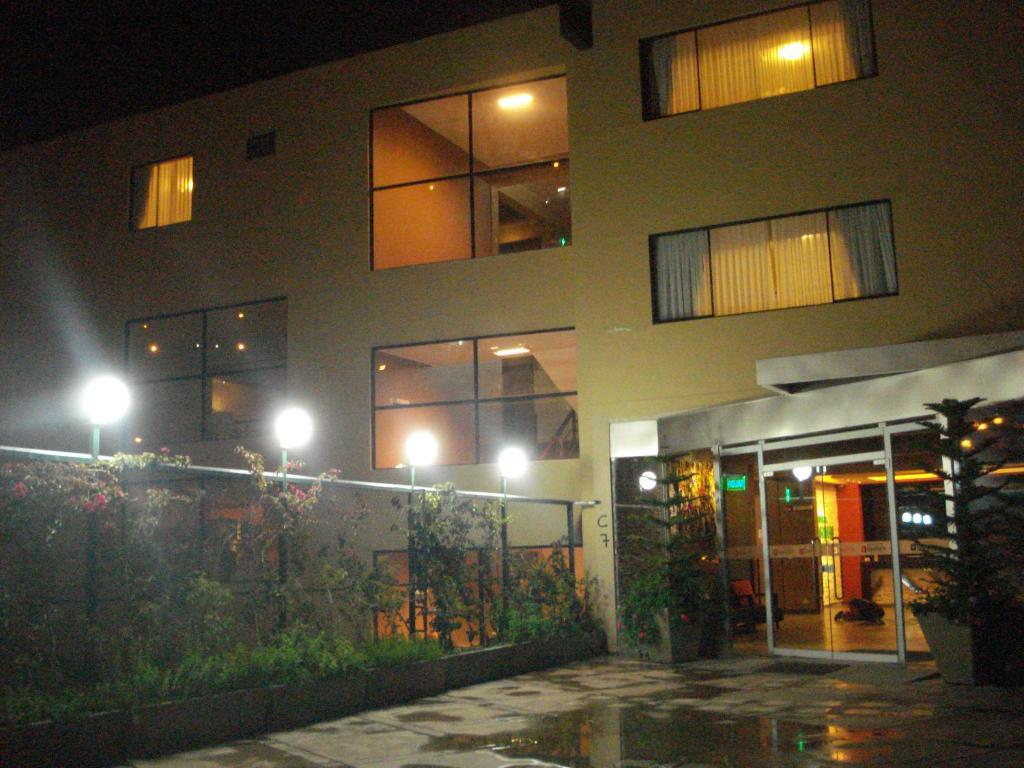Hotel Wyndham Cusco Saqsayhuaman Exterior foto